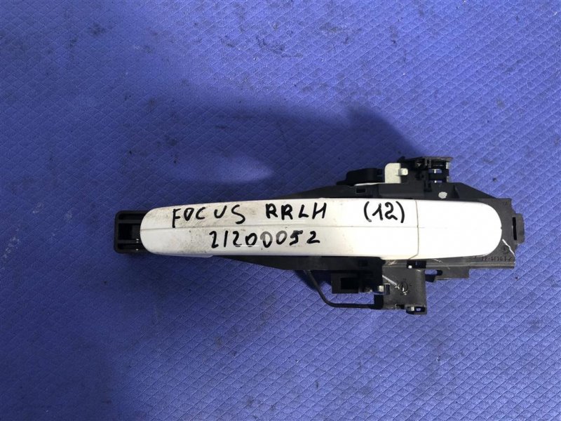 Запчасть ручка двери наружная задняя левая FORD FOCUS 10-18 2017 Седан 2.0 CV6Z-5422404-CA Б/У Ручка двери наружная задняя левая FORD FOCUS 10-18 2017 Седан 2.0 CV6Z-5422404-CA Б/У