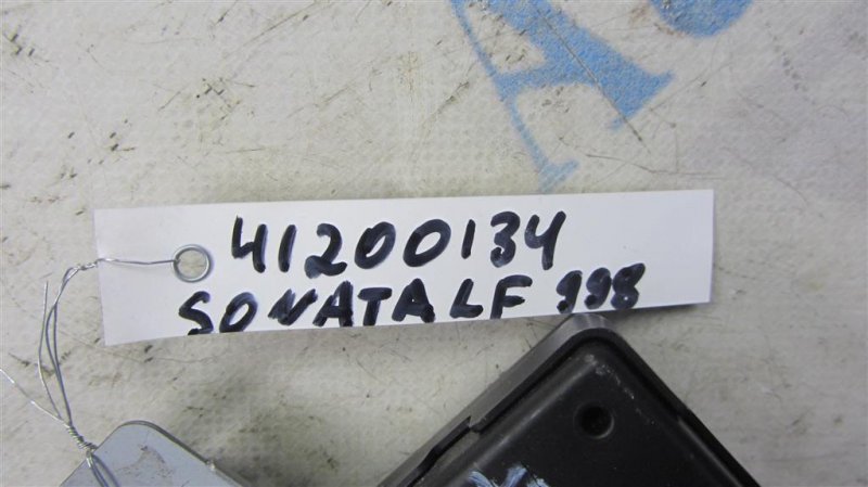 Блок комфорта SONATA LF 2014- 2017 Седан 2.4 Блок комфорта SONATA LF 2014- 2017 Седан 2.4