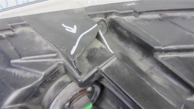 Фара передняя правая GRAND CARAVAN 08- Фара передняя правая GRAND CARAVAN 08-