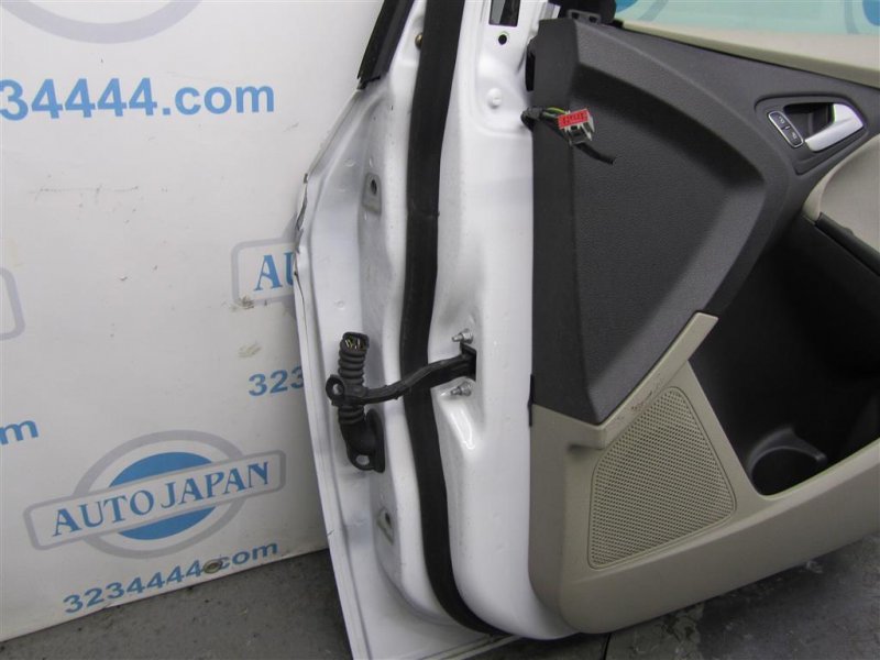 Дверь передняя правая FOCUS 10-18 2017 Седан 2.0