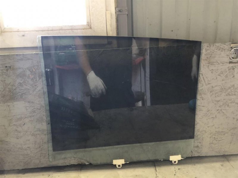 Стекло двери заднее правое NISSAN TIIDA/VERSA C11 04-11