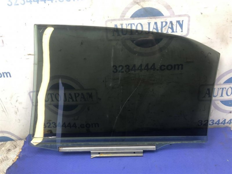 Стекло двери заднее правое TOYOTA CAMRY 40 06-11 Стекло двери заднее правое TOYOTA CAMRY 40 06-11