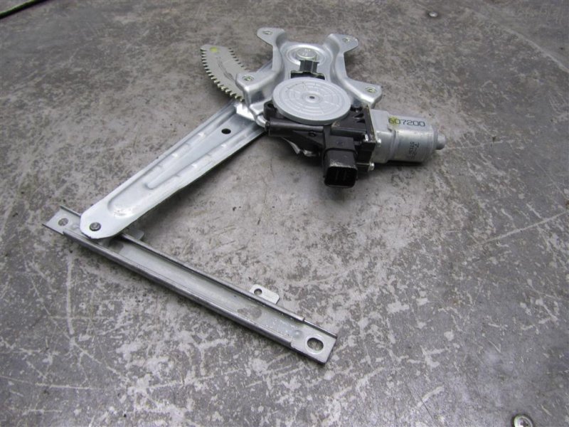 Стеклоподъемник задний правый LANCER X 10 15-17 2017 Седан 2.0 Стеклоподъемник задний правый LANCER X 10 15-17 2017 Седан 2.0