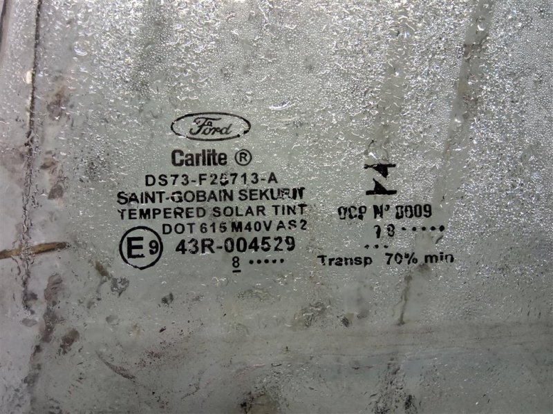 Стекло двери заднее левое FORD FUSION 14- Седан C15HDTX