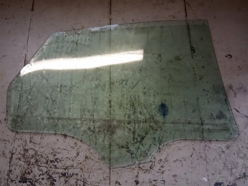 Стекло двери заднее левое FUSION 14- 2019 Седан C15HDTX