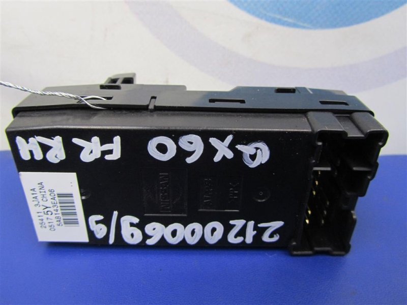 Кнопка стеклоподъемника передняя правая INFINITI QX60/JX35 12-20 Внедорожник 3.5 VQ35DD