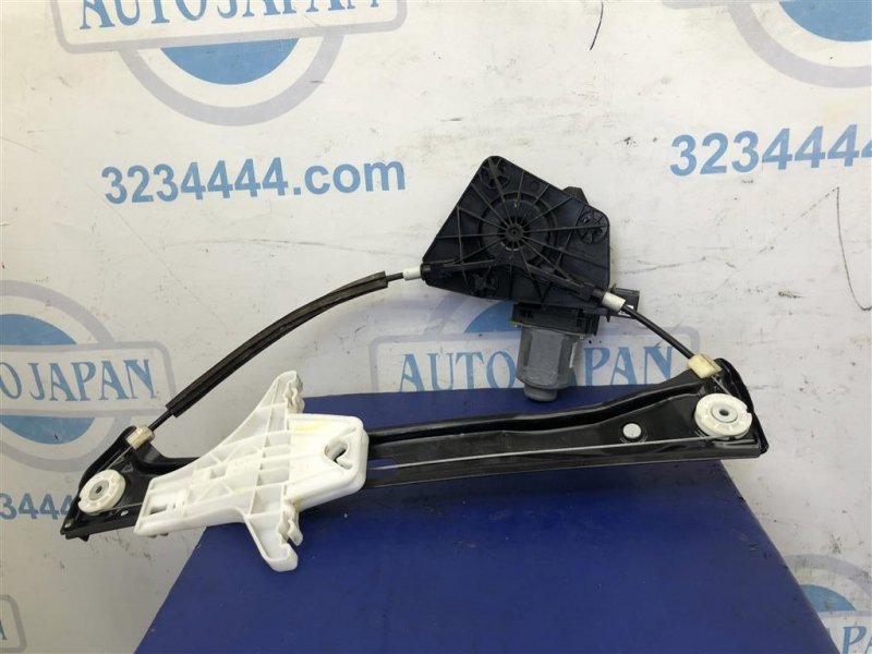 Стеклоподъемник задний левый JETTA USA 10-17 2013 162 2.5 CBUA