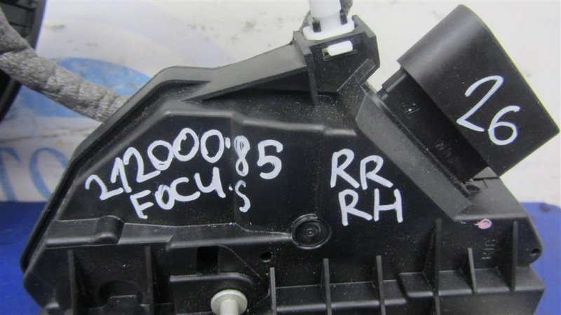 Замок двери задний правый FOCUS 10-18 2017 Седан 2.0
