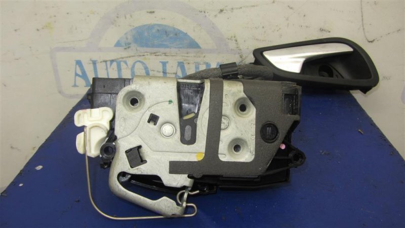 Замок двери задний правый FOCUS 10-18 2017 Седан 2.0