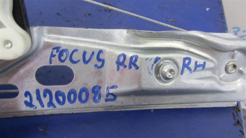 Стеклоподъемник задний правый FOCUS 10-18 2017 Седан 2.0