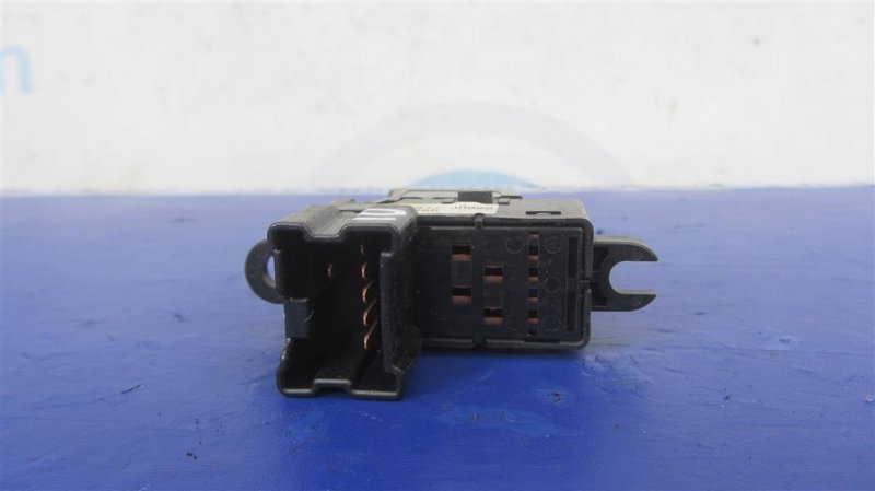 Кнопка стеклоподъемника задняя NISSAN MURANO Z51 07-14