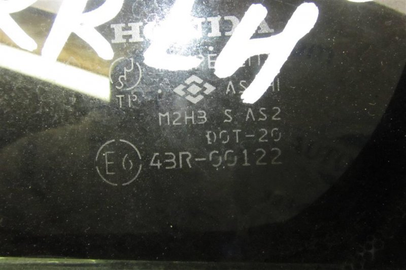 Стекло двери глухое заднее левое ACCORD CL7 / TSX 03-08 2004 Седан 2.4 Стекло двери глухое заднее левое ACCORD CL7 / TSX 03-08 2004 Седан 2.4