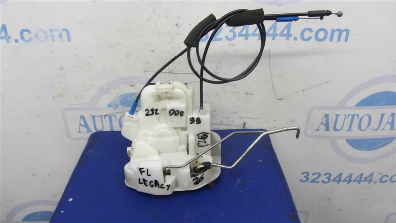 Замок двери передний левый SUBARU LEGACY 09-15 BM 2010 Седан 2.5 EJ253 61032AJ01A Б/У