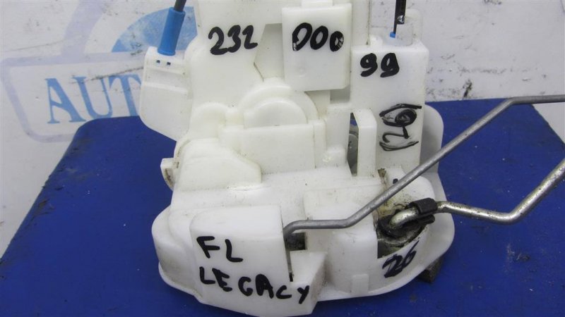 Замок двери передний левый LEGACY 09-15 BM 2010 Седан 2.5 EJ253