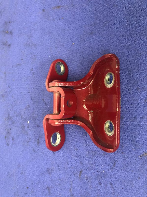 Петля двери верхняя задняя правая FORTE YD 12- 2016 Седан 1.8