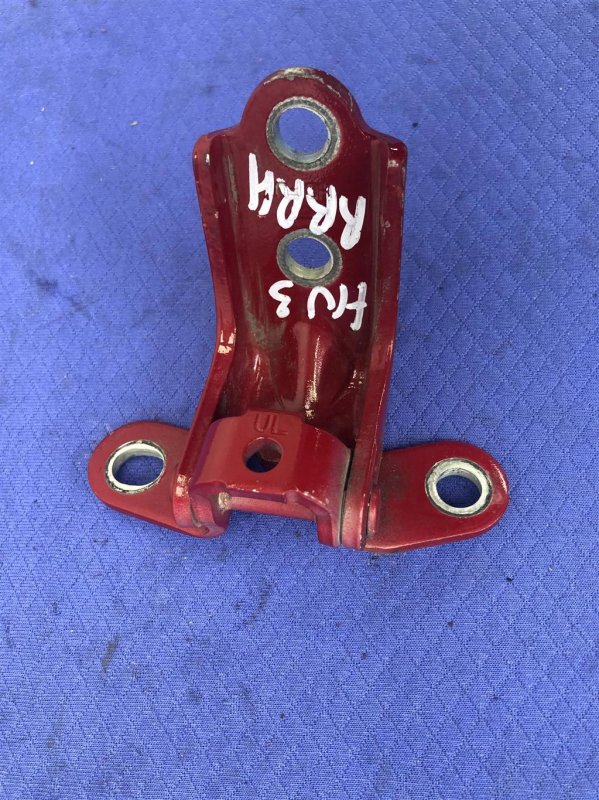 Петля двери нижняя задняя правая FORTE YD 12- 2016 Седан 1.8