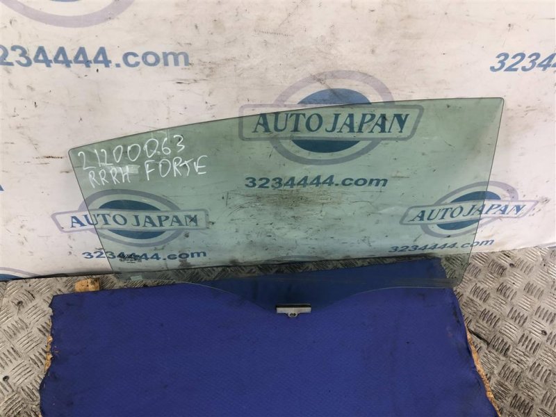 Стекло двери заднее правое KIA FORTE YD 12- 2016 Седан 1.8 83420-A7020 Б/У