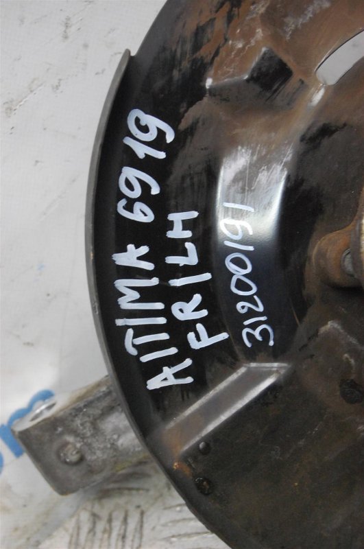 Кулак поворотный передний левый NISSAN ALTIMA L32 07-12