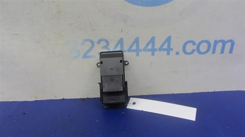 Кнопка стеклоподъемника задняя ACURA RDX 06-12 Внедорожник 2.3 Кнопка стеклоподъемника задняя ACURA RDX 06-12 Внедорожник 2.3