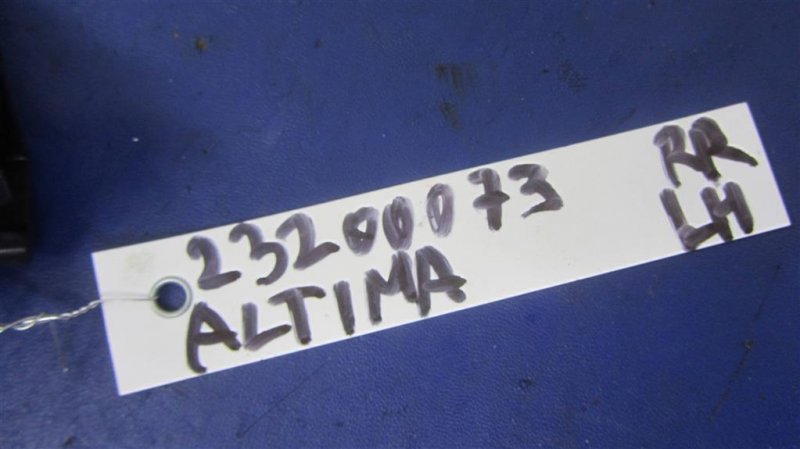 Кнопка стеклоподъемника ALTIMA L33 12-18 2014 L33 2.5