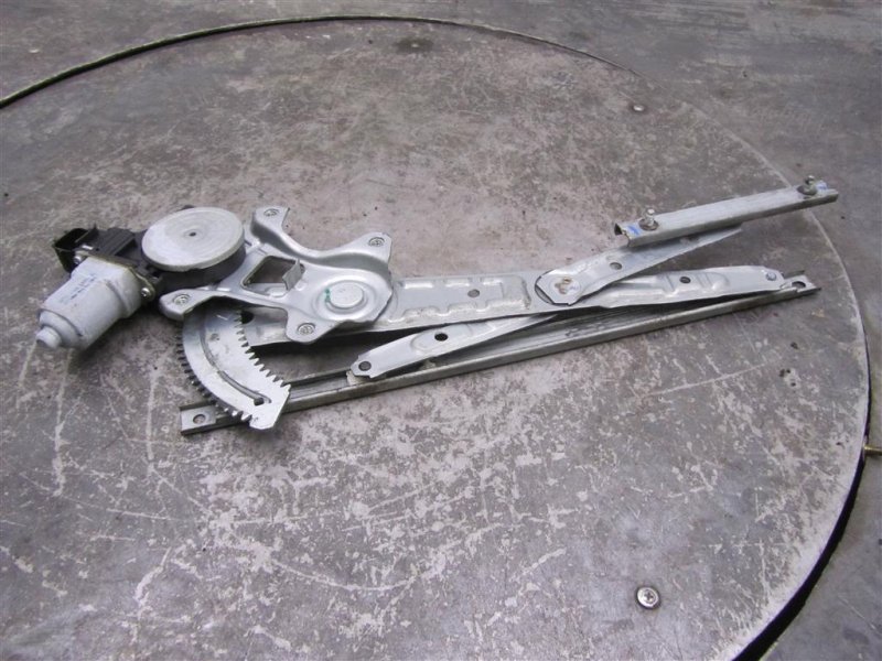 Стеклоподъемник задний левый ALTIMA L33 12-18 2014 L33 2.5