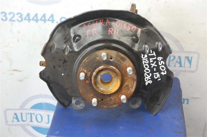 Кулак поворотный передний правый TLX 14-17 2015 Седан 2.4