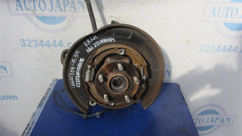 Ступица задняя левая SUBARU LEGACY 09-15 BM 2010 Седан 2.5 EJ253 28473AJ00A Б/У