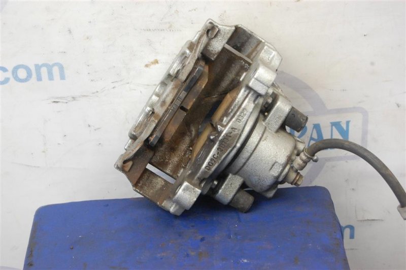 Суппорт тормозной передний левый FORD FUSION 14- Седан C15HDTX