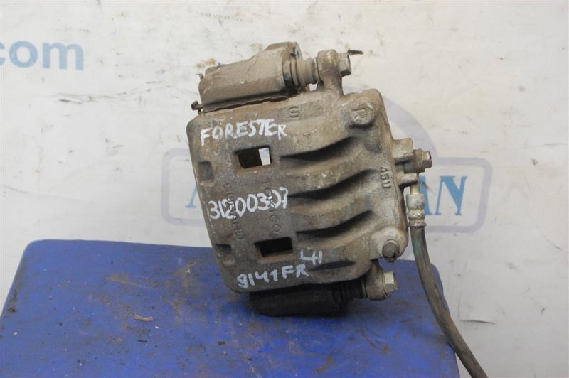 Суппорт тормозной передний правый SUBARU FORESTER 12-19 2015 Внедорожник 2.5 26292SC021 Б/У