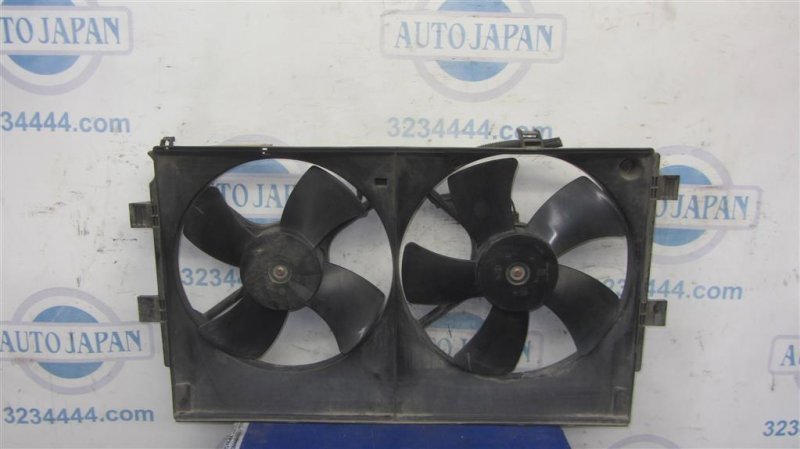 Диффузор вентилятора основного радиатора MITSUBISHI OUTLANDER XL 05-13 1355A140 Б/У