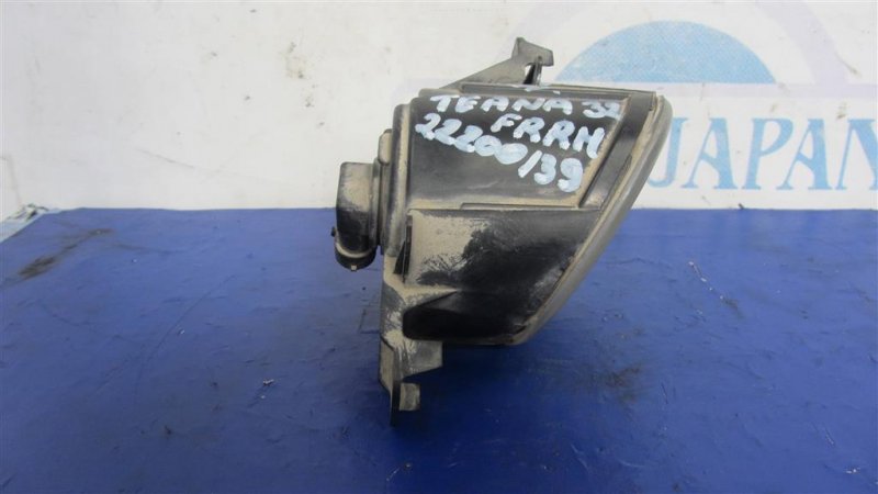 Противотуманная фара правая TEANA J32 08-14