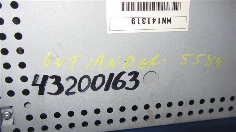 Магнитола OUTLANDER XL 05-13 2007 Внедорожник 3.0