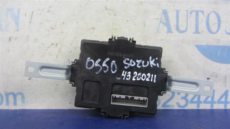 Блок комфорта SUZUKI KIZASHI 09-14 2010 Седан 2.4 39530-57L00 Б/У