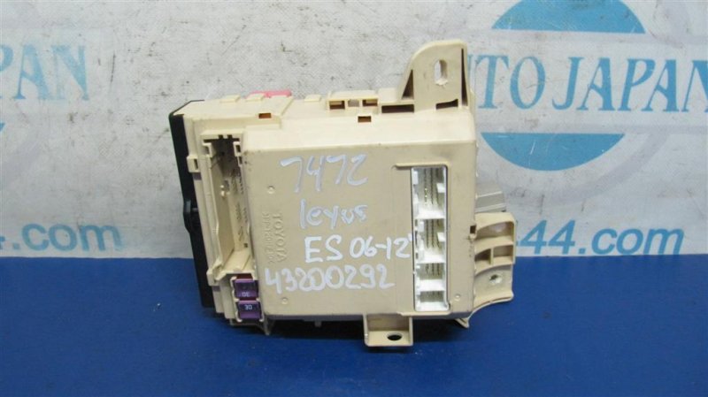 Блок предохранителей салон LEXUS ES350 06-12 Седан 3.5