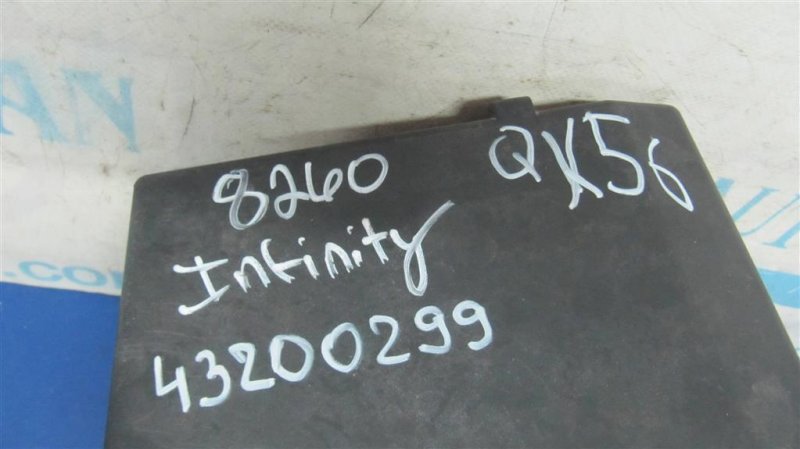 Блок предохранителей моторный отсек INFINITI QX56 / TITAN / ARMADA 04-16 Внедорожник 5.6