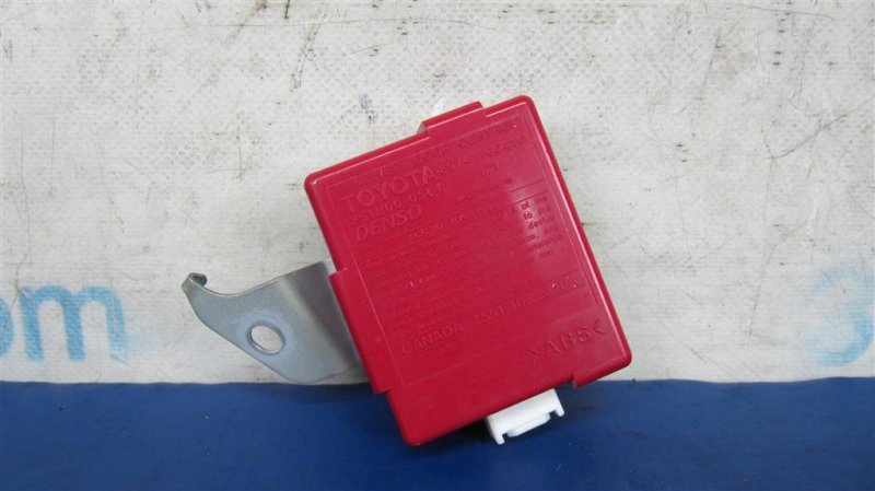 Блок управления центральным замком LEXUS GX470 02-09 2004 Внедорожник 4.7 89741-60410 Б/У