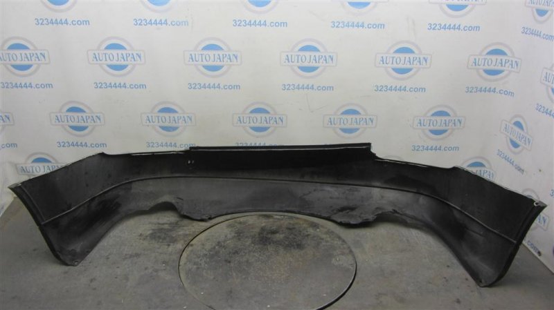 Бампер задний TRIBECA B9 05-07 2006 Внедорожник 3.0