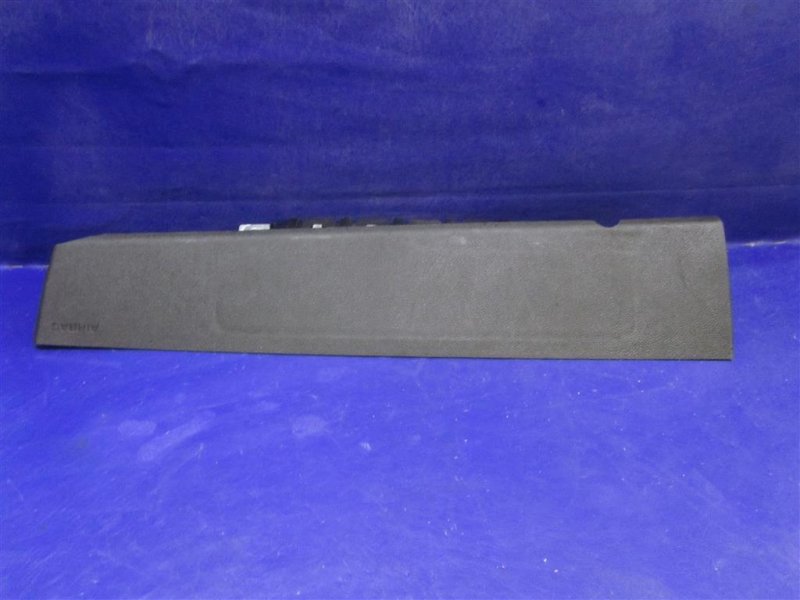 Подушка безопасности в колени правая CHEVROLET VOLT 10-15 2013 1.4 LUU 22825450 Б/У