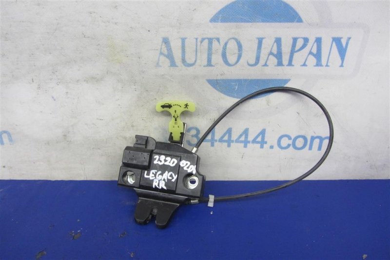 Замок крышки багажника SUBARU LEGACY 09-15 BM 2010 Седан 2.5 EJ253 57530AJ00A Б/У
