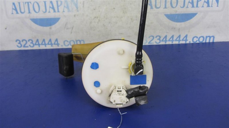 Топливный насос CAMRY 40 06-11