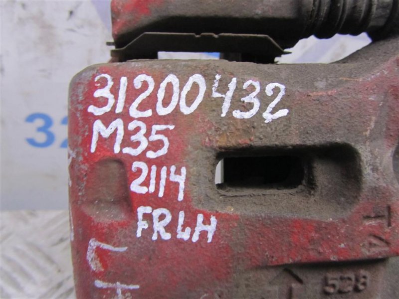 Суппорт тормозной передний левый M35/M45 04-10 2006 Седан 3.5 VQ35DE