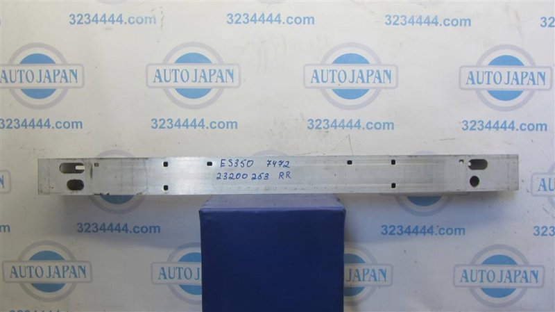 Усилитель заднего бампера LEXUS ES350 06-12 2009 Седан 3.5 52171-33140 Б/У