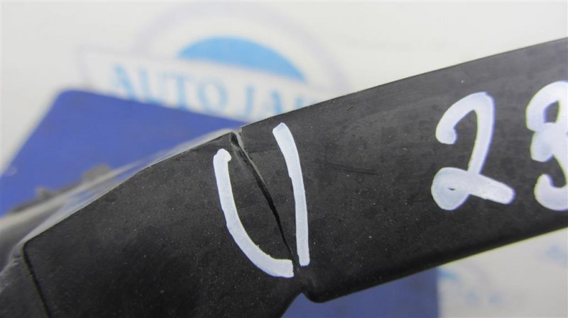 Кронштейн заднего бампера задний правый VOLKSWAGEN JETTA USA 10-17 162 1.8 CPRA