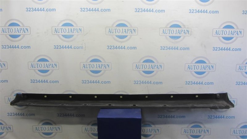 Накладка порога наружная левая TOYOTA MATRIX 02-08