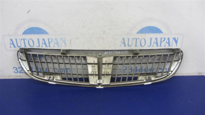Решетка радиатора NISSAN MAXIMA A33 99-02