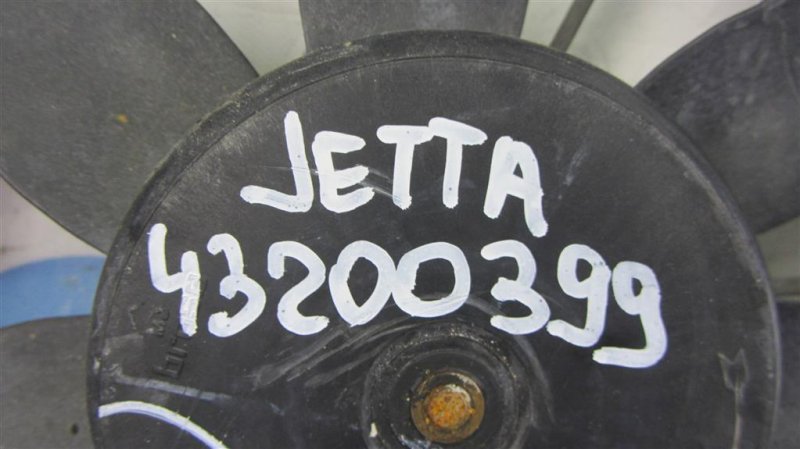 Диффузор вентилятора основного радиатора JETTA USA 10-17 2013 162 2.5 CBUA