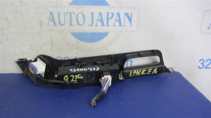 Блок управления стеклоподъемниками LANCER X 10 07-15 2012 Седан 2.4