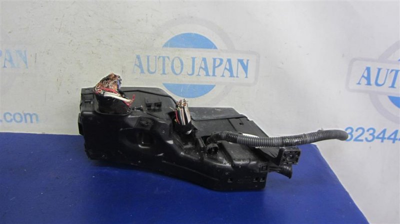 Блок предохранителей моторный отсек LEXUS ES350 06-12 Седан 3.5