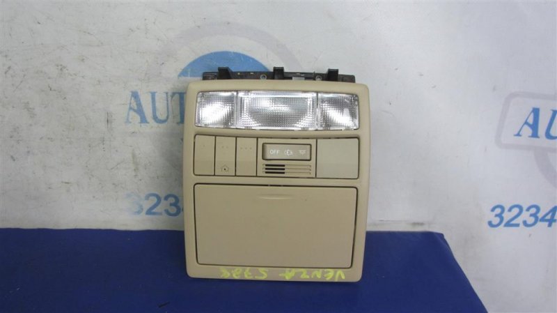 Запчасть плафон салона передний TOYOTA VENZA 09-16 2010 AGV10 2.7 1ARFE 63650-0T020-A0 Б/У Плафон салона передний TOYOTA VENZA 09-16 2010 AGV10 2.7 1ARFE 63650-0T020-A0 Б/У