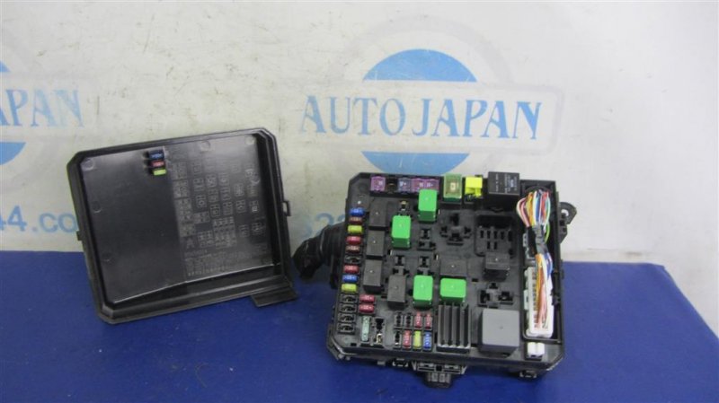 Блок предохранителей моторный отсек MITSUBISHI OUTLANDER XL 05-13 2010 Внедорожник 2.4 8565A012 Б/У